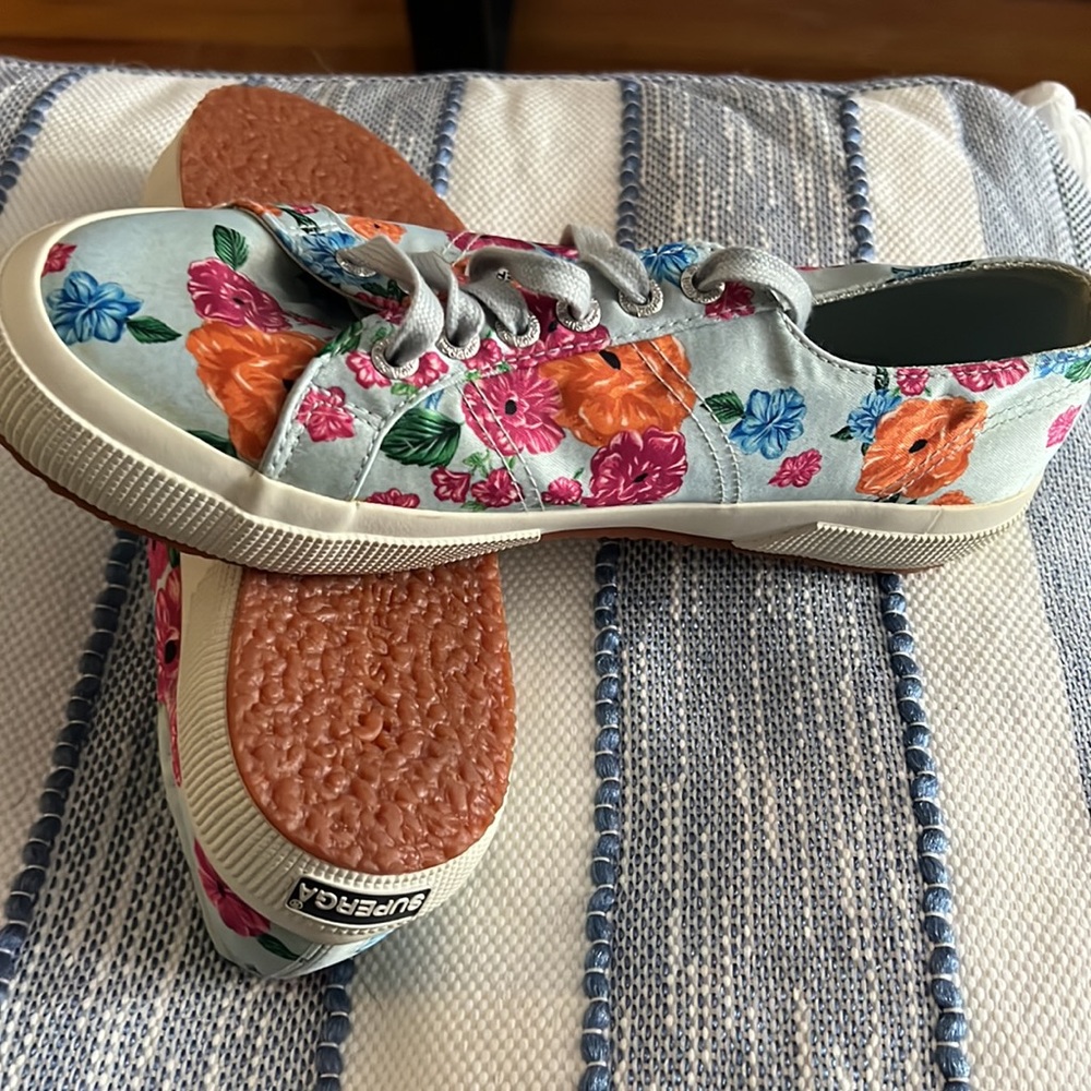 Summer floral new Superga flats